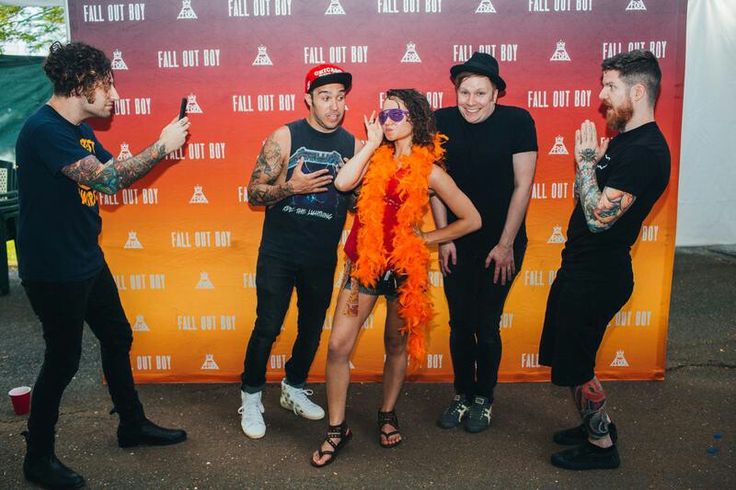 Group Picture With your Favorite Celebrity 